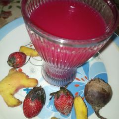 A picture of Strawberry,ginger &beetroot drink.