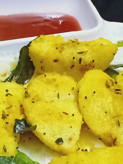 A picture of Masala potato idli.