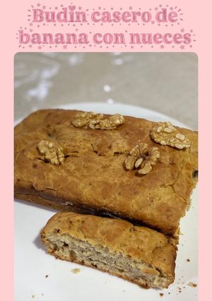 Una foto de Budín de banana y nueces👩🏻‍🍳🍌