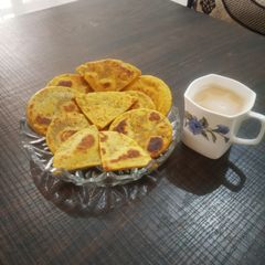 A picture of Achari tortillas.
