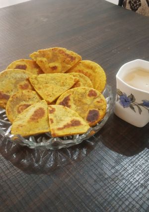 A picture of Achari tortillas.