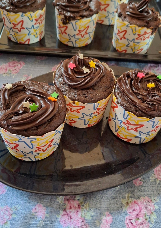 Foto resep Super Moist ChocolateCupcakes- Simple & NoMixer (Gluten Free)