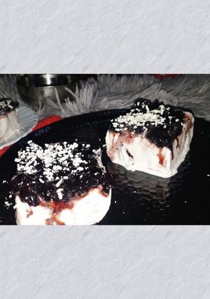 A picture of Blueberry jam Ice cream burfi.