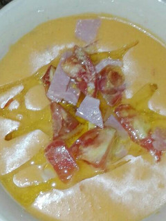Una foto de Gazpacho con toque de calabaza