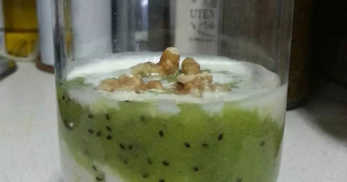 Postre de Kiwi con Yogurt Natural a la Menta Receta de Carlos Canton