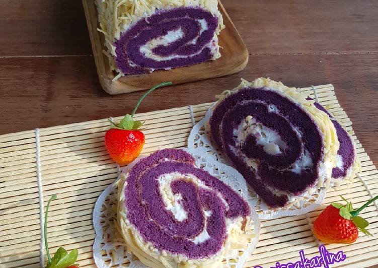 Taro Roll Cake (Bolu Gulung Taro)