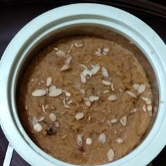 A picture of Suji halwa.