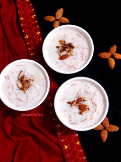 खीर सेवई(kheer sevai recipe in hindi) रेसिपी मुख्य फोटो