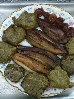 عکسی از دستور دلمه برگ مو