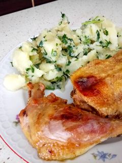Fehérboros kacsasült, petrezselymes burgonyával recept fotója