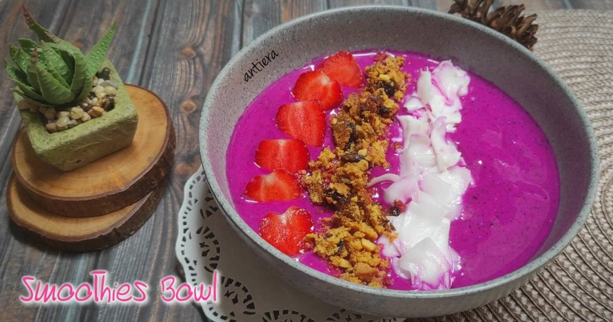 Resep Smoothies Bowl Buah Naga Merah oleh Era Antie Cookpad