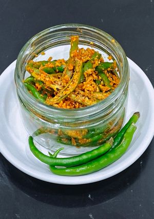A picture of Instant Green Chilli Pickle.