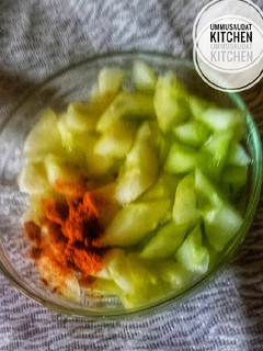 A picture of Cucumber with yaji kulikuli.