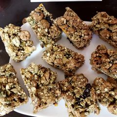 A picture of My Choc Chip Cereal, Oat & Coconut Cluster Bars 😗.
