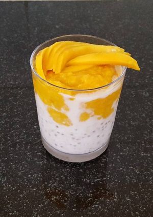 A picture of Overnight oats with mango.