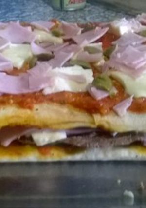 Una foto de Pizza rellena