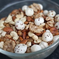 A picture of Dry fruit Namkeen.