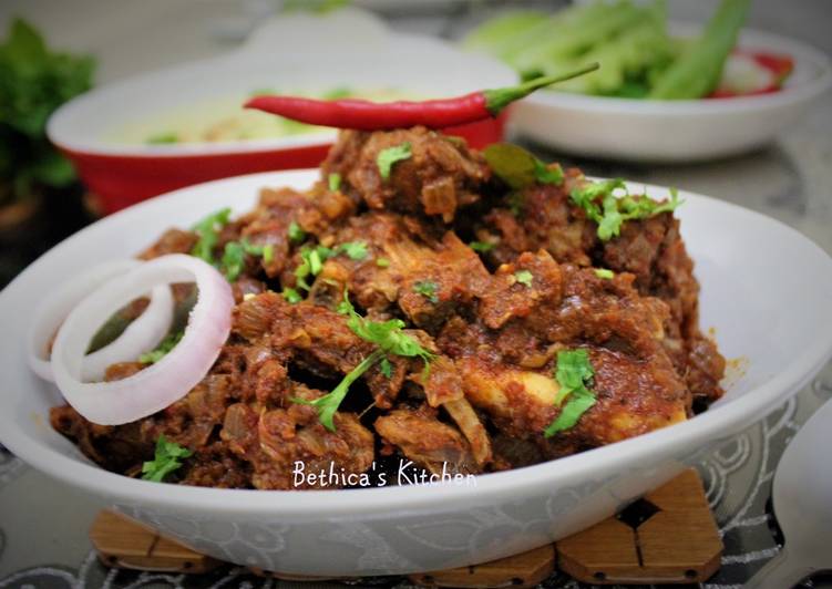 Get Breakfast of Spicy Mutton Masala