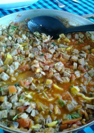 Una foto de Guiso de pollo de res ahumado (Colita de cuadril)