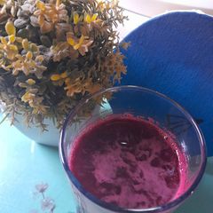 A picture of Beet root and Carrot 🥕 juice.