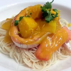 Spaghetti And Salmon In Mango Sauce A picture of Spaghetti And Salmon In Mango Sauce.