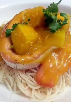 A picture of Spaghetti And Salmon In Mango Sauce.