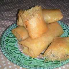 A picture of Lumpia bihun sederhana.