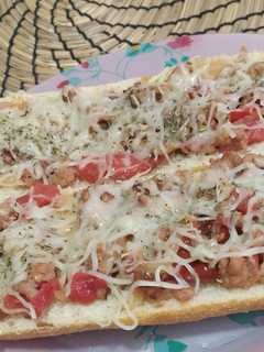 Una foto de PANINIS DE CARNE. 🥖🍕🍷