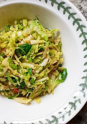 A picture of Stir Fry Brussel Sprouts.