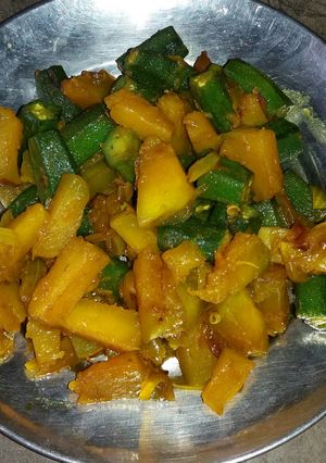 A picture of Pumpkin lady's finger stir fry.