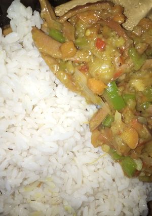 A picture of Veggies Sauce.