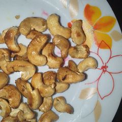 A picture of Sugar coated cashew nuts.