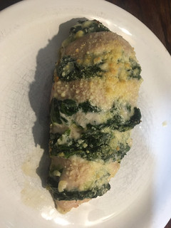 Una foto de Pechuga rellena de espinaca