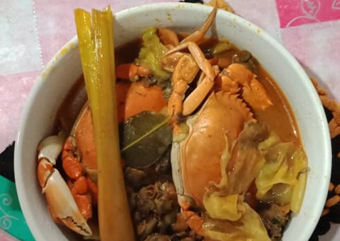 Asam manis kepiting dan kerang dara kupas