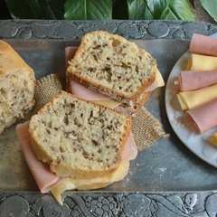 Una foto de PAN DE NUEZ SIN MANTECA 🍞🌰