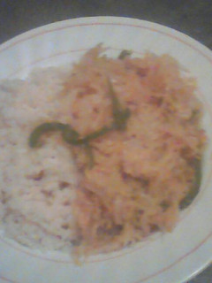 A picture of Stir fried rice with cabbage.