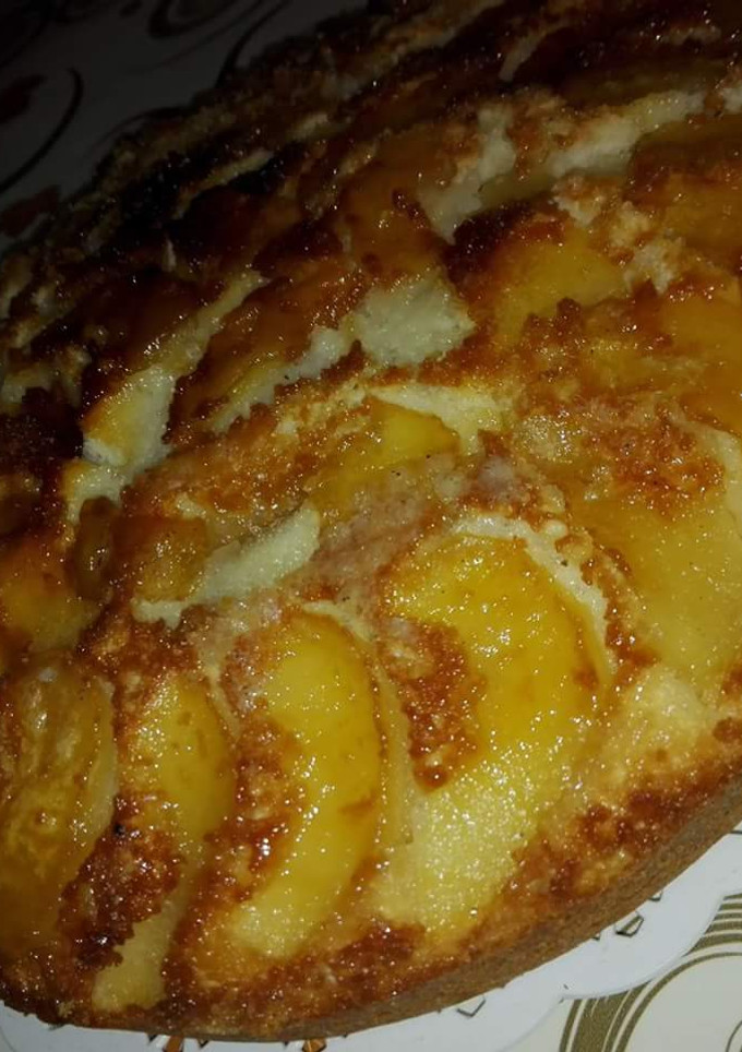 Una foto de Torta de manzana invertida