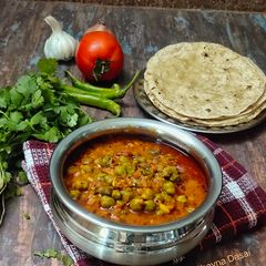 લીલા ચણા નું શાક.(Lila Chana Nu Shaak Recipe in Gujarati) A picture of લીલા ચણા નું શાક.(Lila Chana Nu Shaak Recipe in Gujarati).