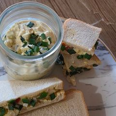 A picture of Eiersalat - egg salad.