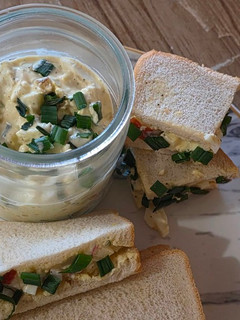 A picture of Eiersalat - egg salad.