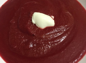 Una foto de Sopa de remolacha
