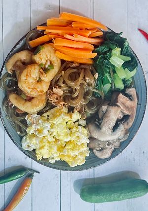 Foto resep Japchae Udang (16)