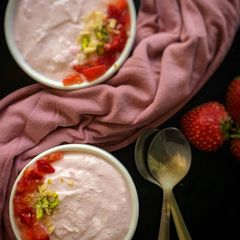 A picture of Strawberry Shrikhand.