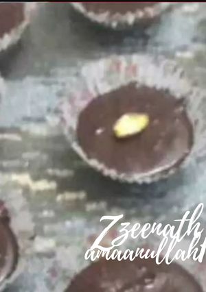 A picture of Chocolate Pudding Cups.