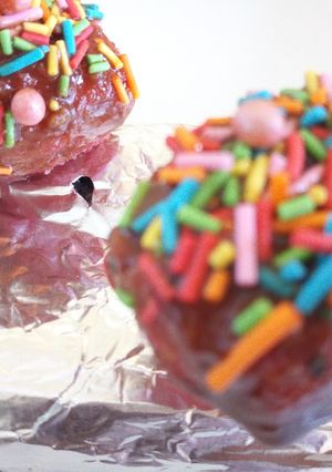 A picture of Cake Pops#BakingForKids.