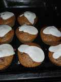 Muffins de naranja y amapola con glace de agua de azahar