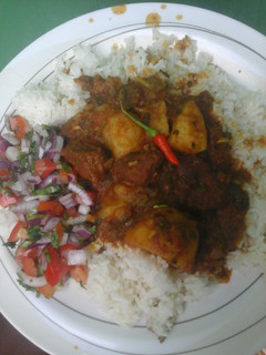 A picture of Cinammon rice with potatoes beef stew #localfoodcontest_mombasa.