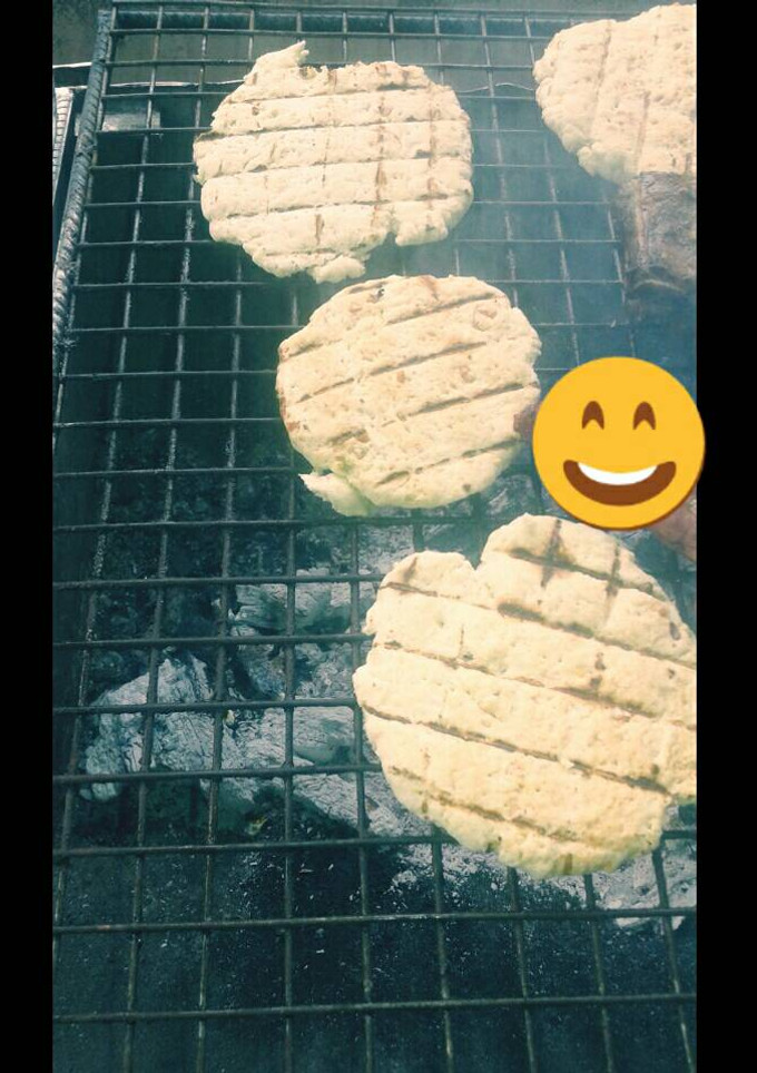 Una foto de Pan a la parrilla