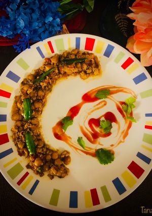চিকেন কিমা ঘুগনি (Chicken Keema Ghugni Recipe in Bengali) রেসিপির প্রধান ছবি