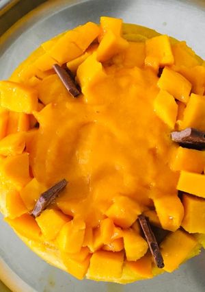 મેંગો કેક (Mango Cake Recipe In Gujarati) રેસીપી મુખ્ય ફોટો